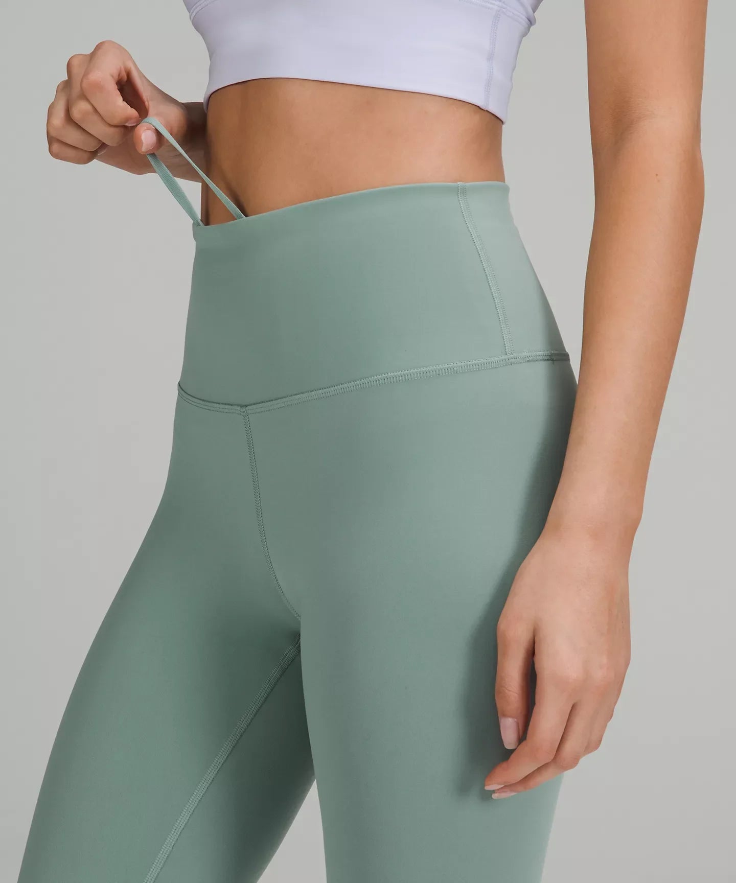 Why Do My Lululemon Pants Roll Down At The Waist? – Majesda