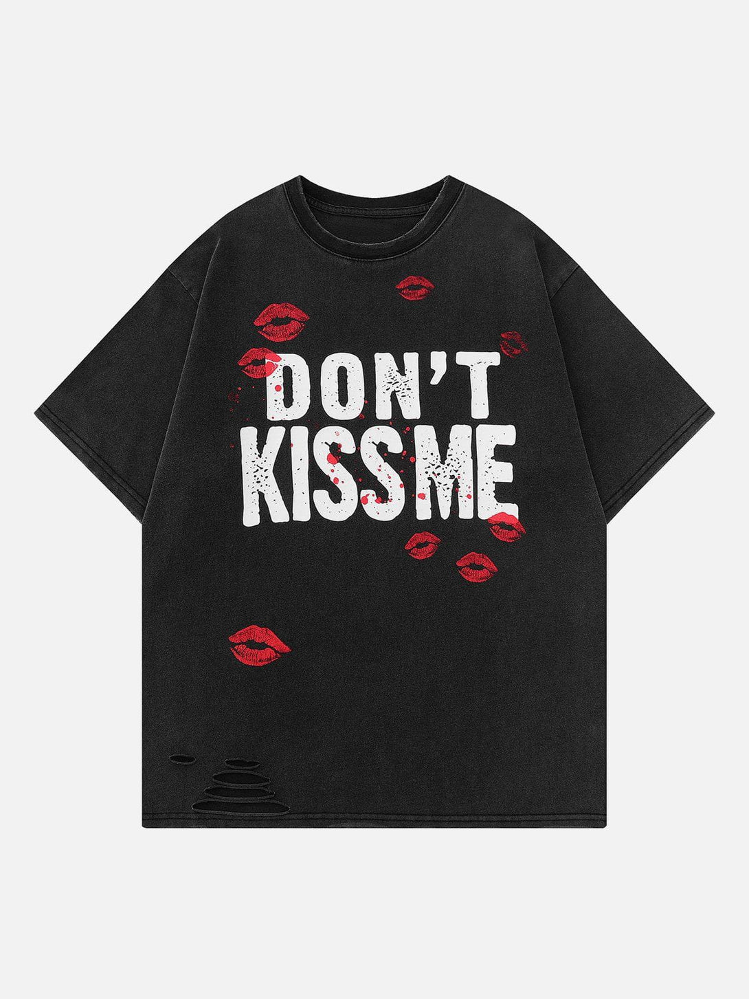 Majesda® - Blow Kisses Print Distressed Tee- Outfit Ideas - Streetwear Fashion - majesda.com