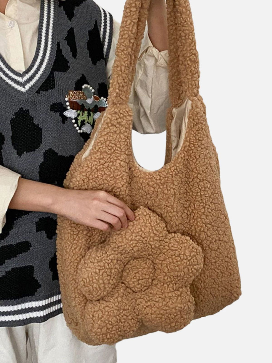 Majesda® - Flower Sherpa Bag- Outfit Ideas - Streetwear Fashion - majesda.com