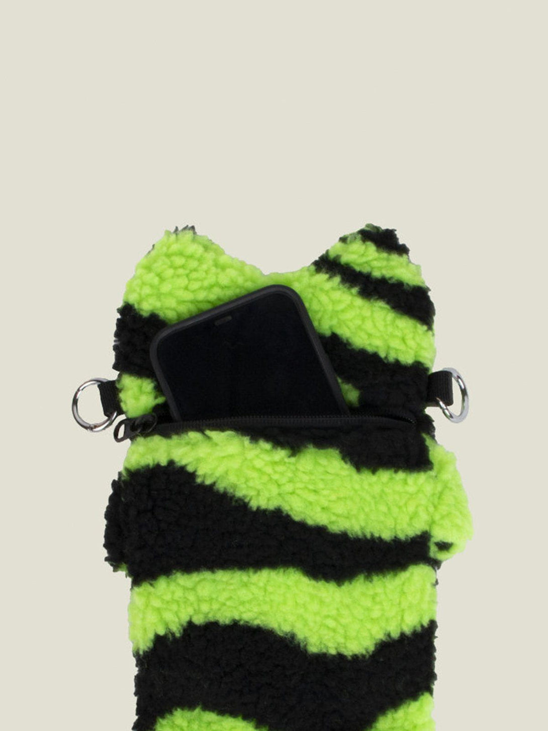 Majesda® - Funny Sherpa Kitten Phone Wallet- Outfit Ideas - Streetwear Fashion - majesda.com