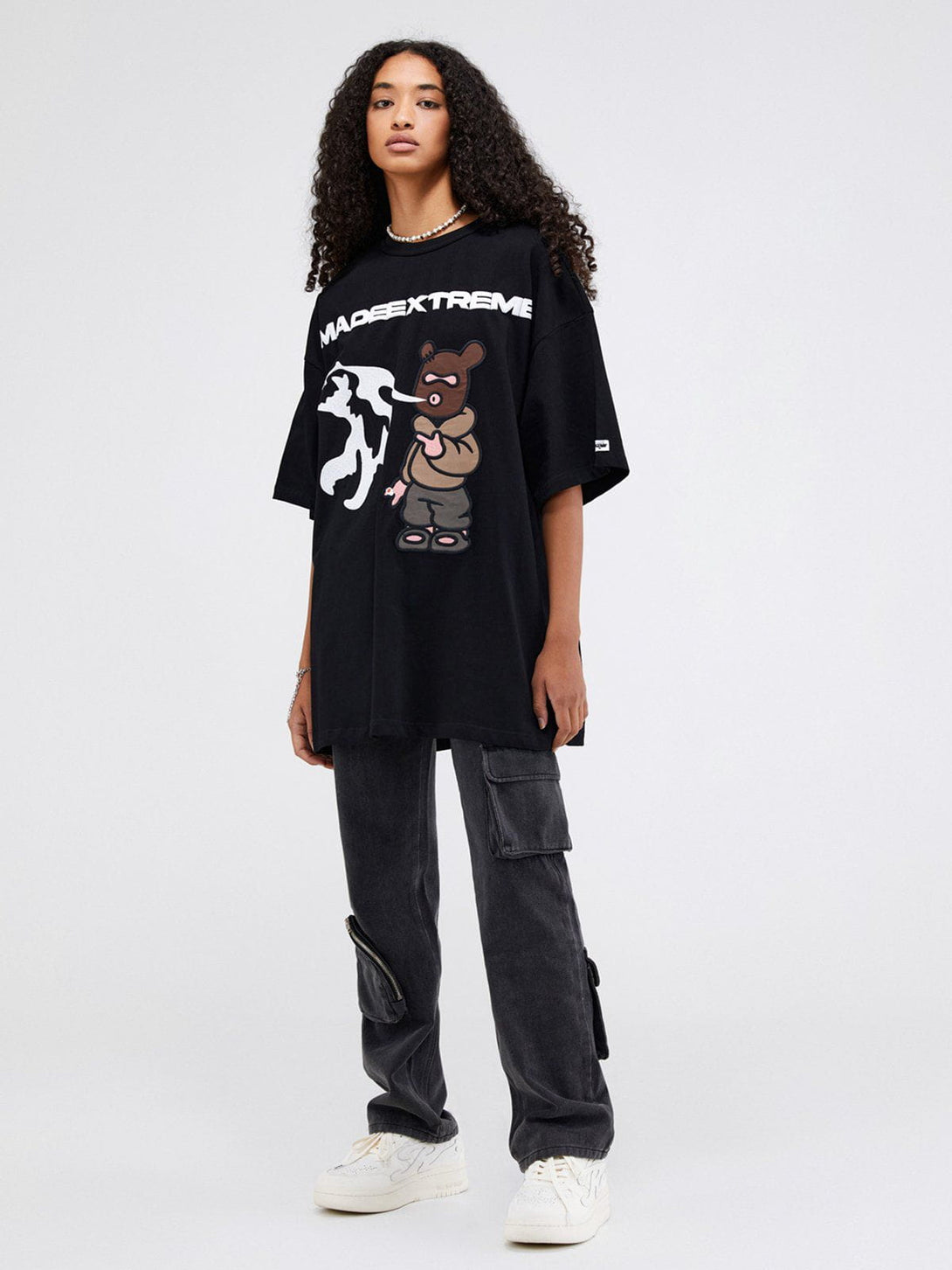 Majesda® - Pistol Bear Graphic Tee- Outfit Ideas - Streetwear Fashion - majesda.com